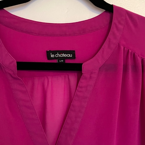 Le Chateau pretty sheer fuchsia blouse - Picture 2 of 3